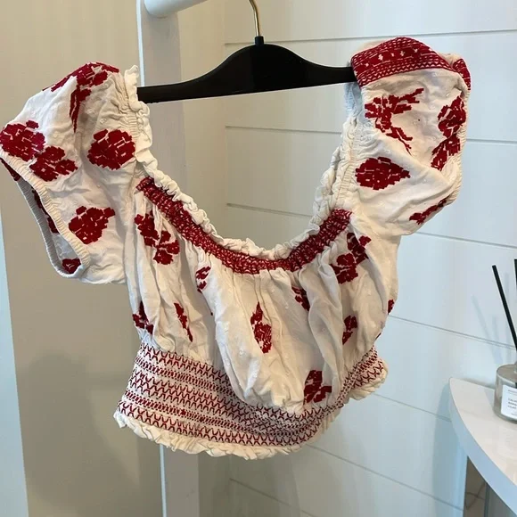 Cropped top - Picture 1 of 3